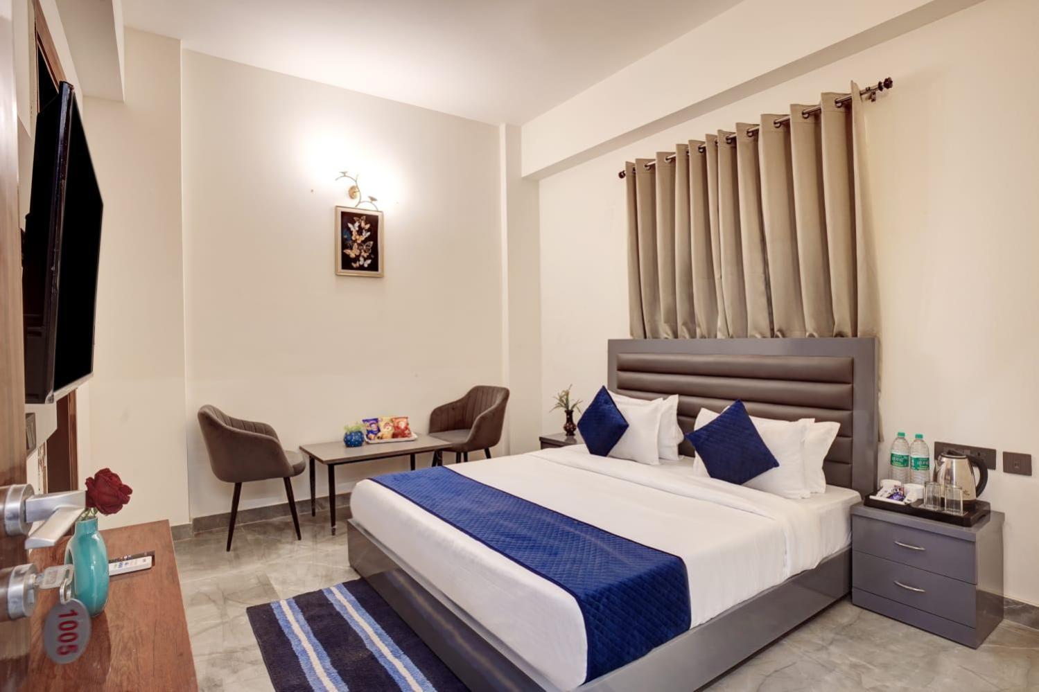 Hotel Elite Grand Near Kailash Hospital Noida Luaran gambar