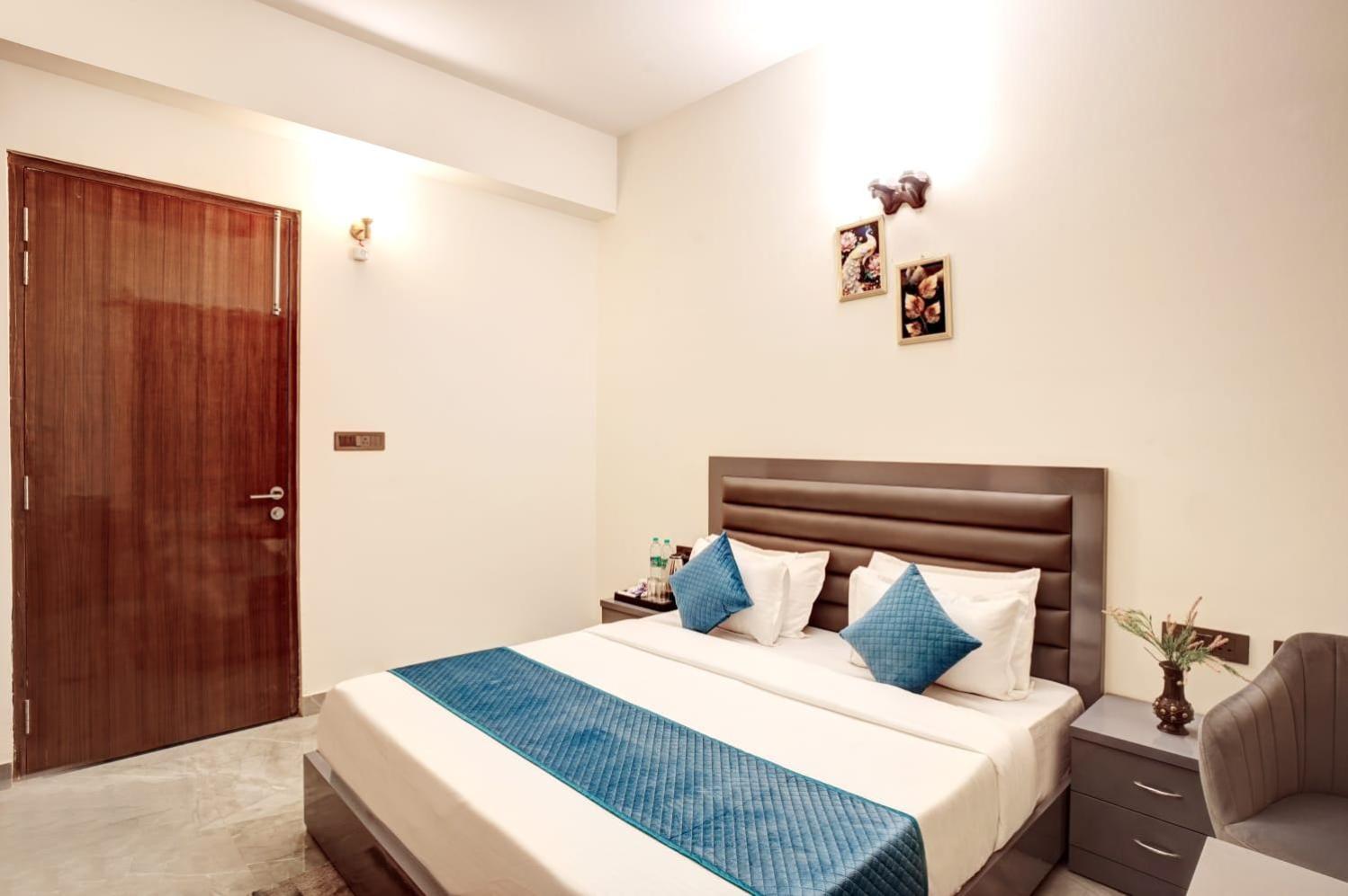 Hotel Elite Grand Near Kailash Hospital Noida Luaran gambar