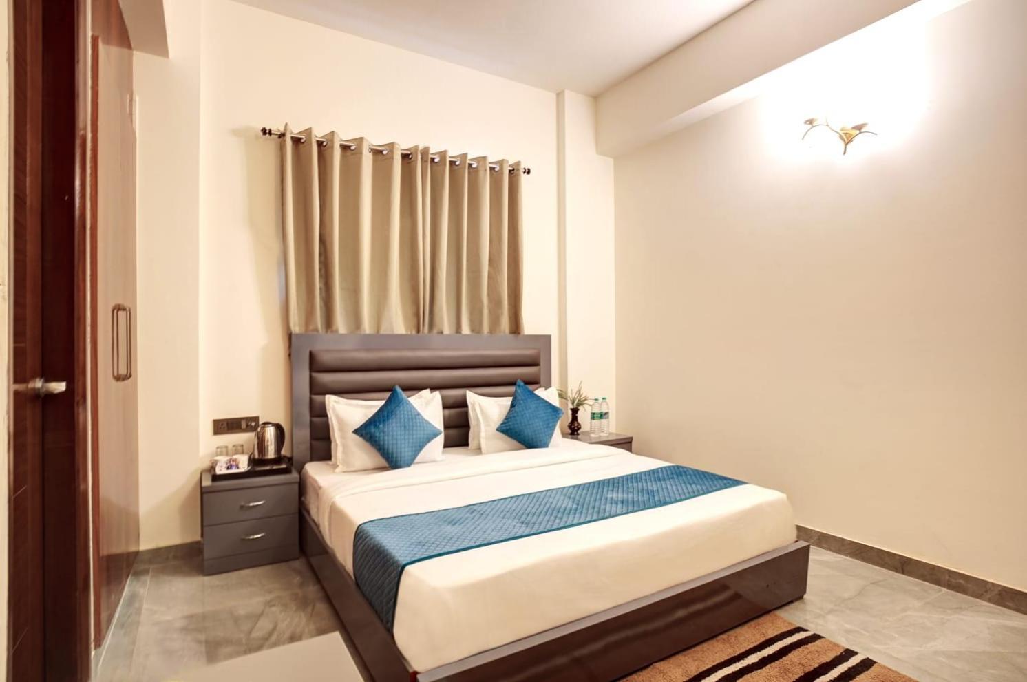 Hotel Elite Grand Near Kailash Hospital Noida Luaran gambar