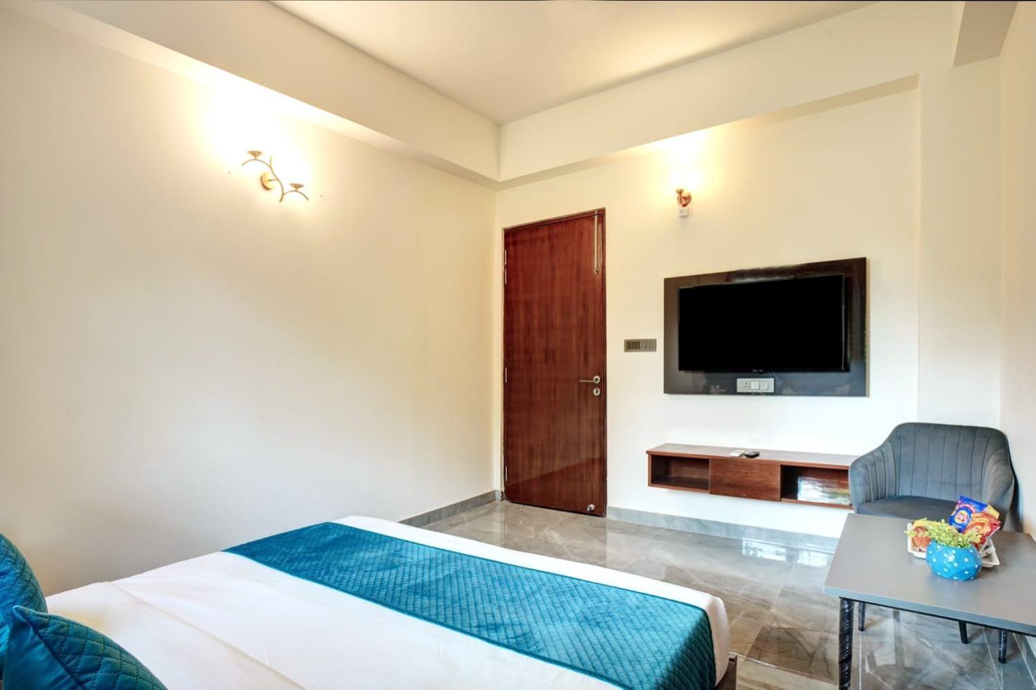 Hotel Elite Grand Near Kailash Hospital Noida Luaran gambar