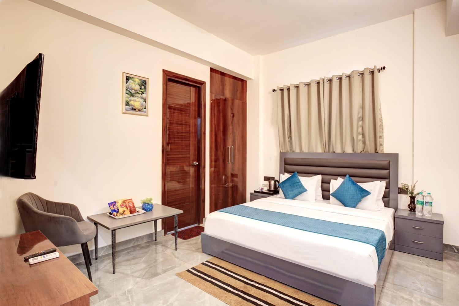 Hotel Elite Grand Near Kailash Hospital Noida Luaran gambar