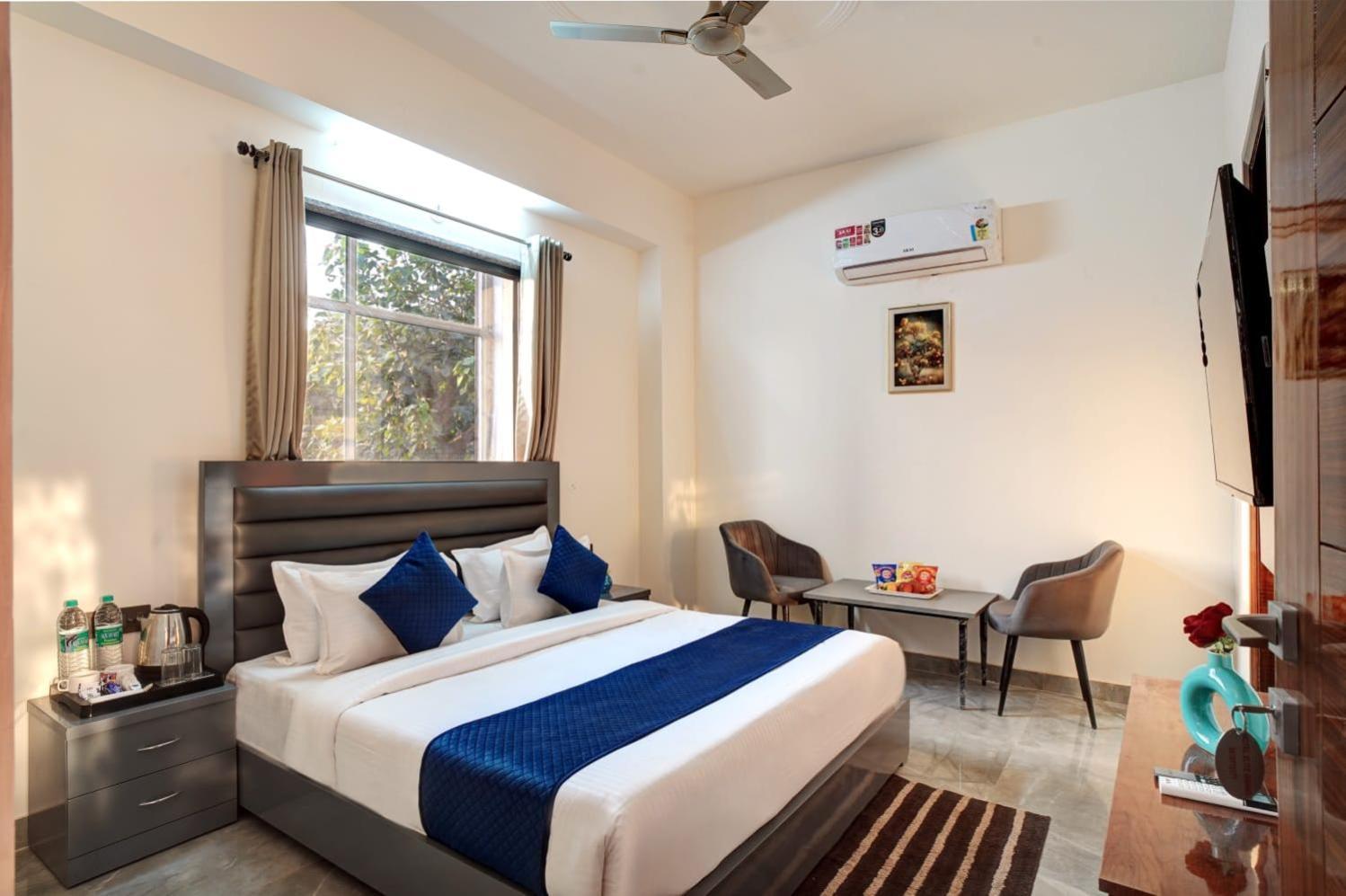 Hotel Elite Grand Near Kailash Hospital Noida Luaran gambar